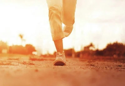 奔波在路上的朋友圈说说文案