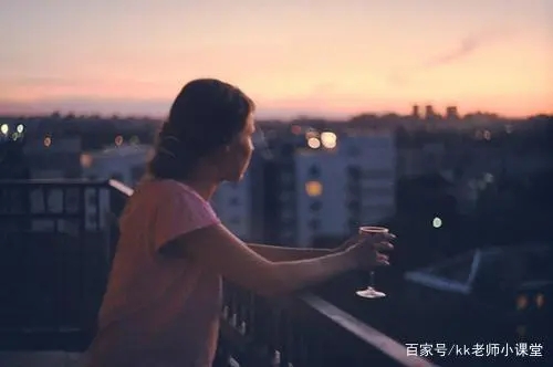 适合女人发圈的句子文案