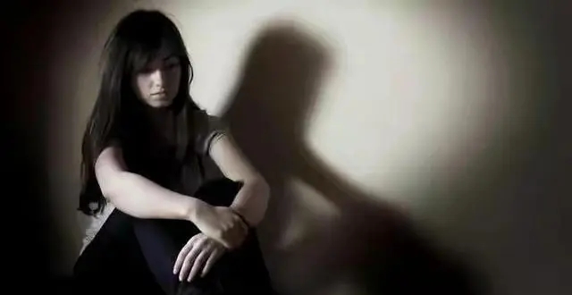 绝望想死的句子文案