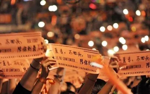 文艺赞美爱豆的句子文案