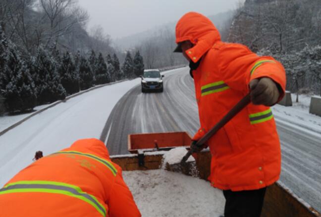 形容修路工人辛酸句子文案