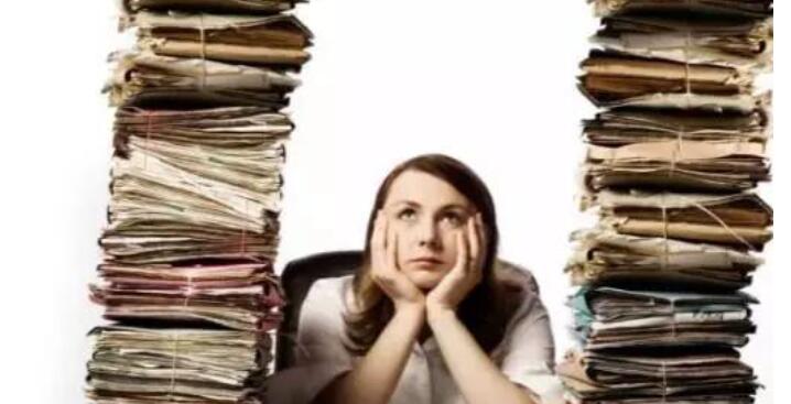 关于加班的诗句文案