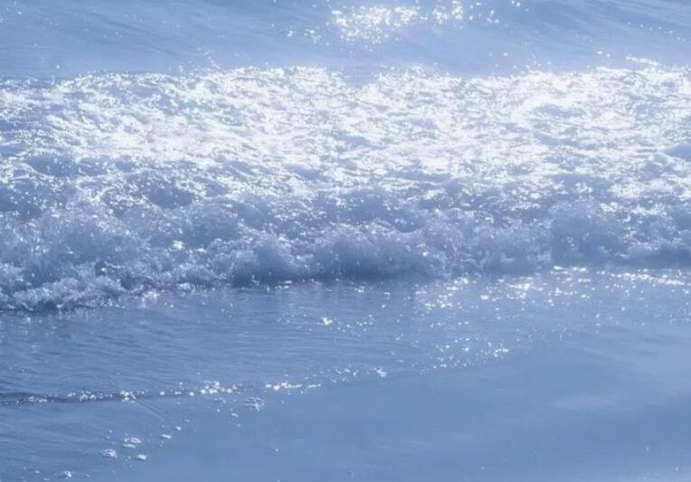 海边发抖音必火的句子文案