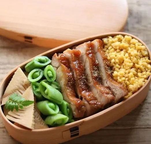 饭店周末朋友圈文案