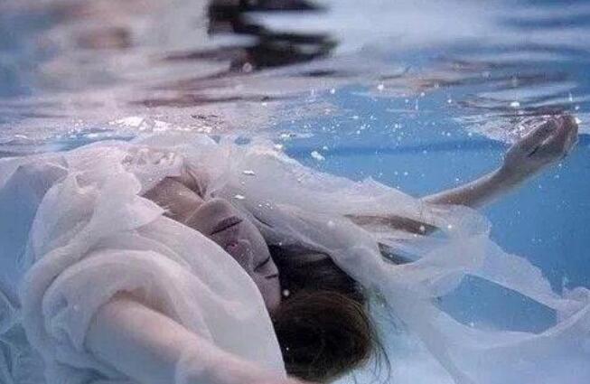 让我心寒的心情说说文案