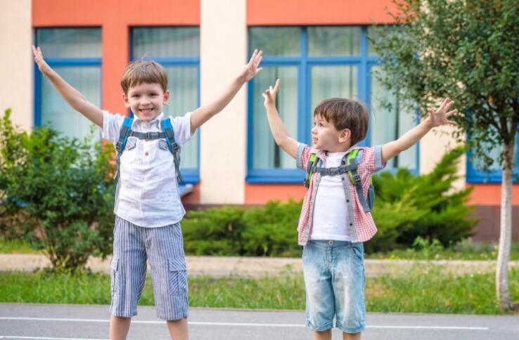 关于跟孩子生气的句子文案