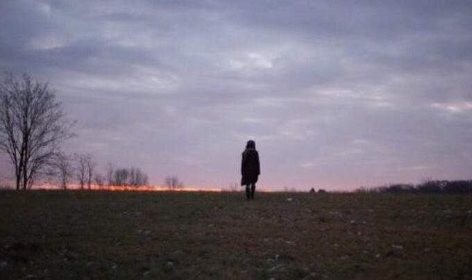 累的说说文案发朋友圈