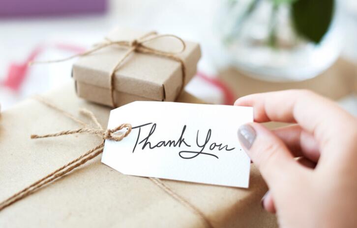 表达感恩的短句子文案