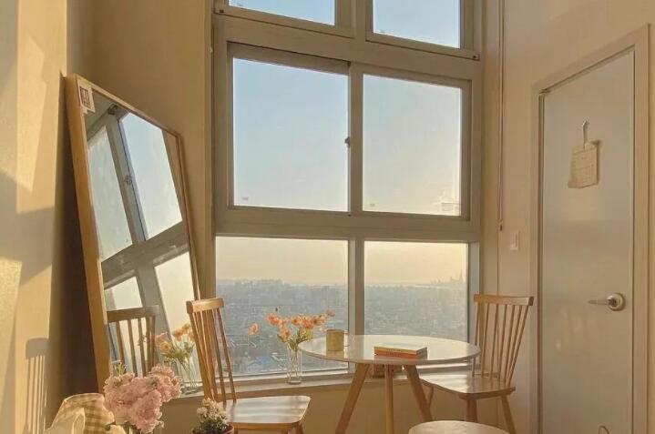 压抑的快要疯了的说说文案