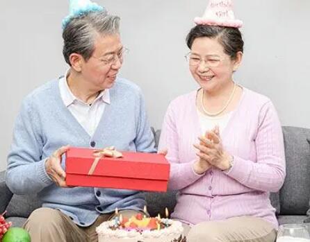 祝福老人的健康吉祥话