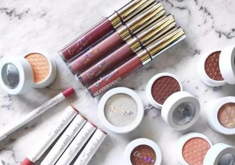 女人必须有口红的语句文案