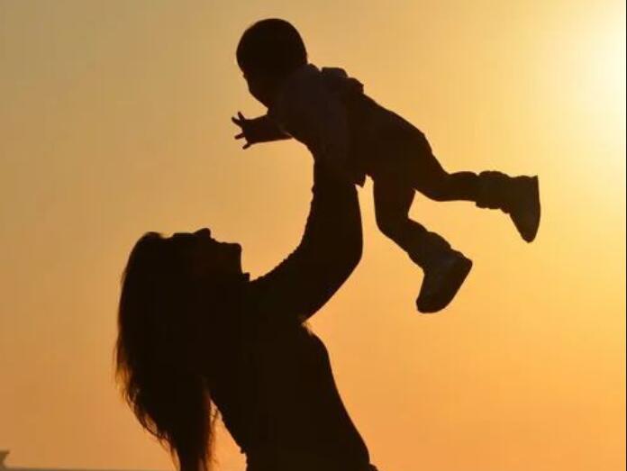 母爱作文开头优美句子文案