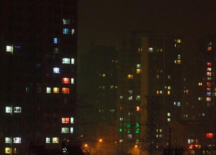 描写万家灯火温馨句子文案