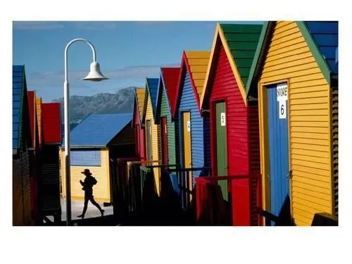 24句描写颜色的句子文案