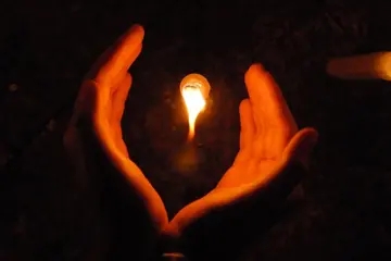 悼念老人去世的短句子文案