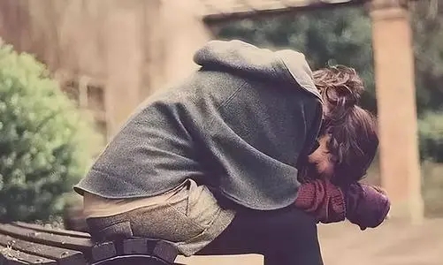 别人看不起自己发朋友圈