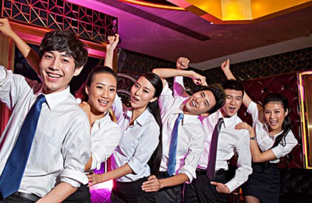 和别人合唱的发表说说文案