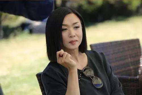 调侃自己发型丑的说说文案