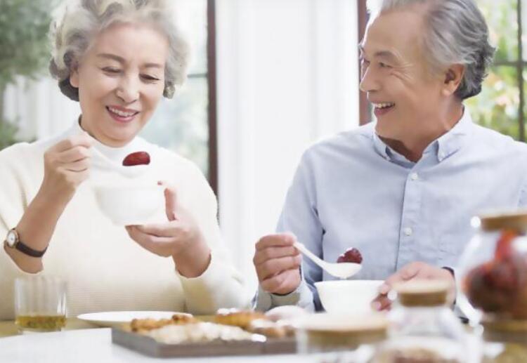 夫妻相互陪伴的经典话