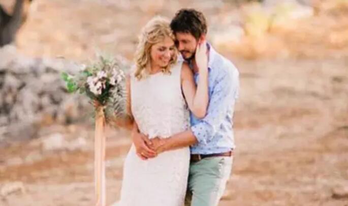 父母在不远嫁经典语录文案