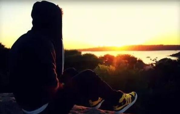 一句话让人很伤心的