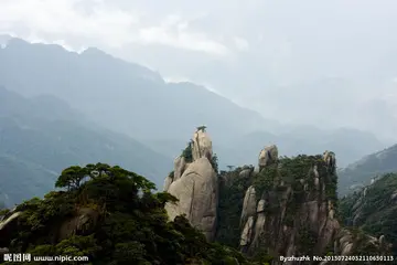 描绘山海的好句子文案