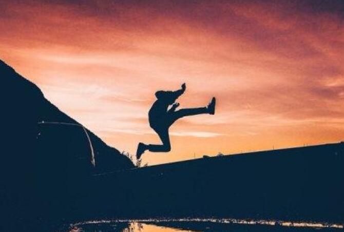 鼓励做销售激励的话语