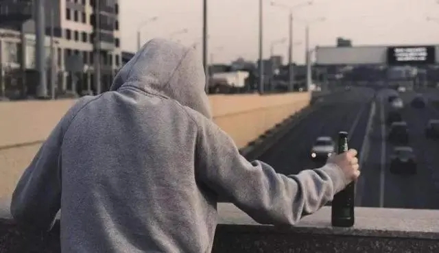 为工作努力正能量的句子文案