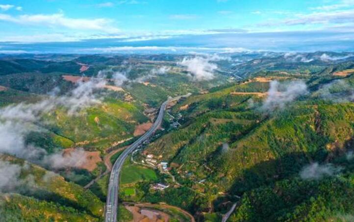 每日正能量激励短语配图