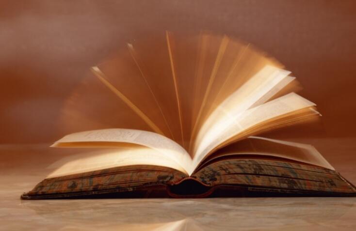 各位作家的名言名句文案