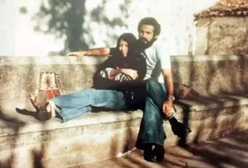 三毛和什么荷说过的话