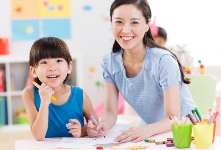 陪孩子看书的唯美句子文案