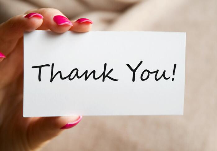 表达感恩的短句子文案