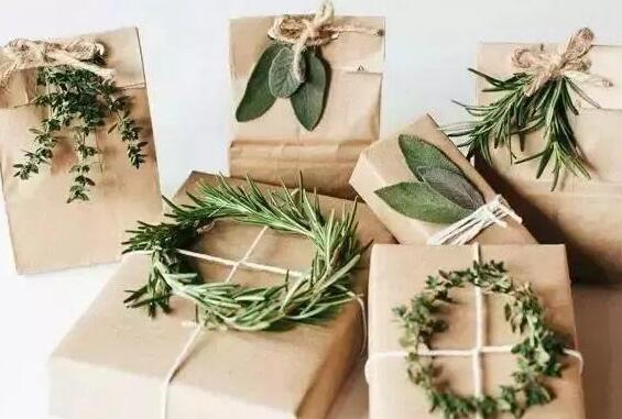 收到闺蜜礼物感动的话