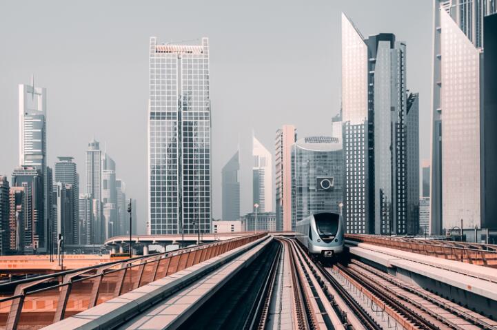 出远门工作发朋友圈的短句