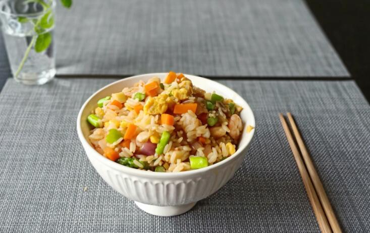 晒蛋炒饭的幽默说说文案