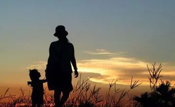 感恩妈妈的句子文案简短50字