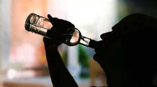 关于喝酒的诗句文案