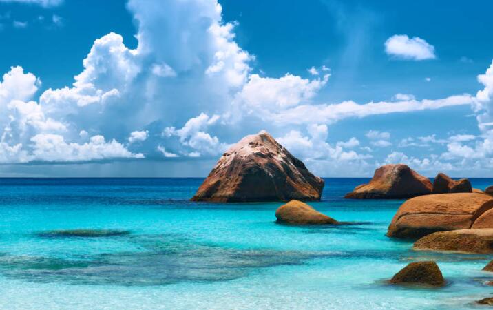 看见大海心情美的句子文案