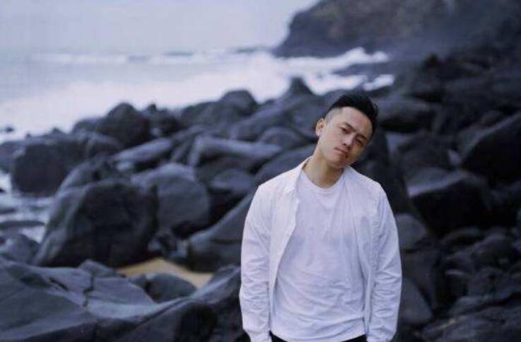 刘同的励志句子文案