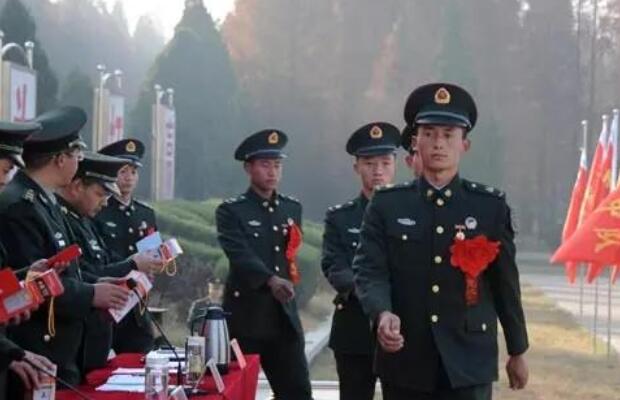 当兵回忆句子文案