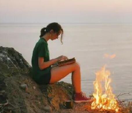 情感扎心语录文案致自己