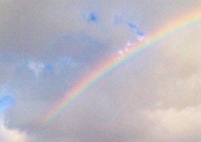 发一条关于彩虹的朋友圈