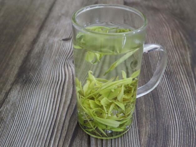 发朋友圈晒喝茶的短句