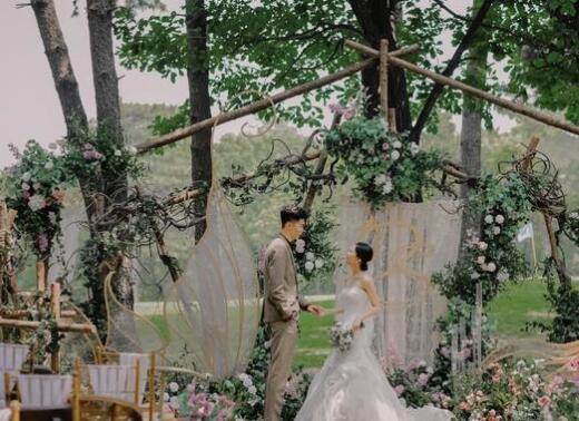 结婚铺床说的吉祥话