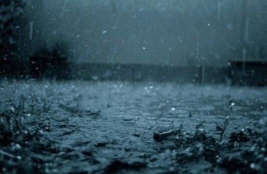 享受惬意雨天的句子文案