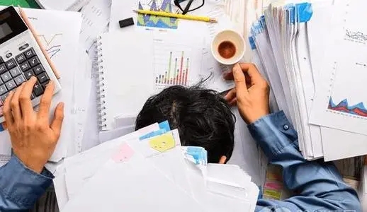 我已上班怎么发朋友圈