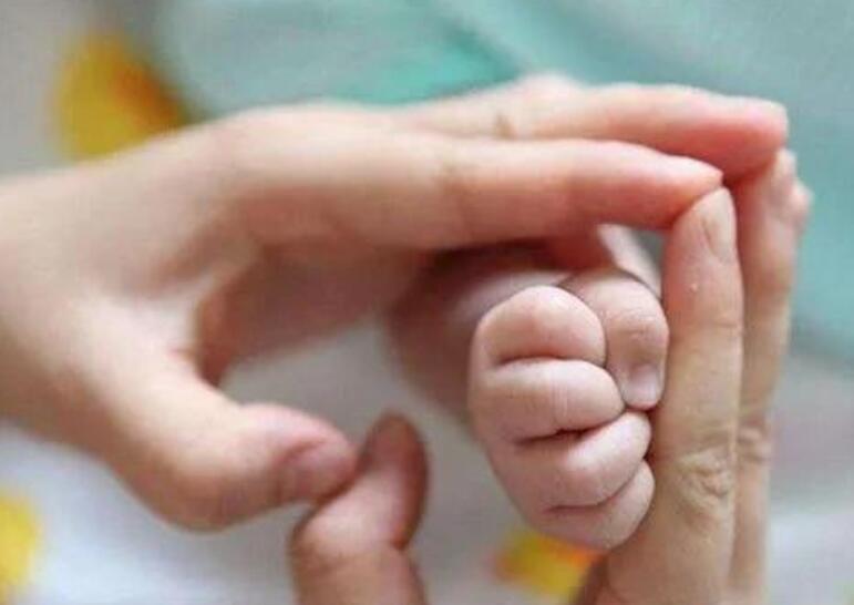 生宝宝发朋友圈的句子文案