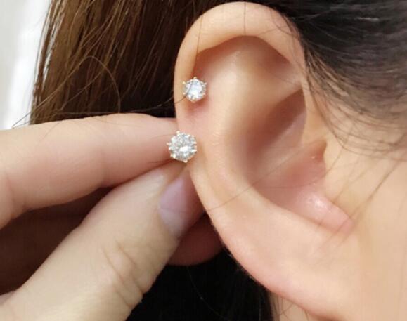 耳钉的唯美文案