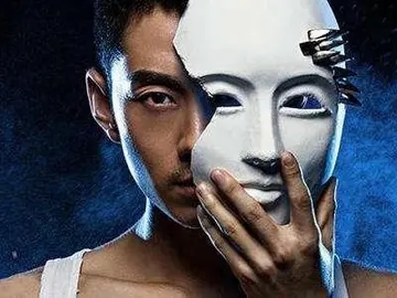 发朋友圈骂忘恩负义的人